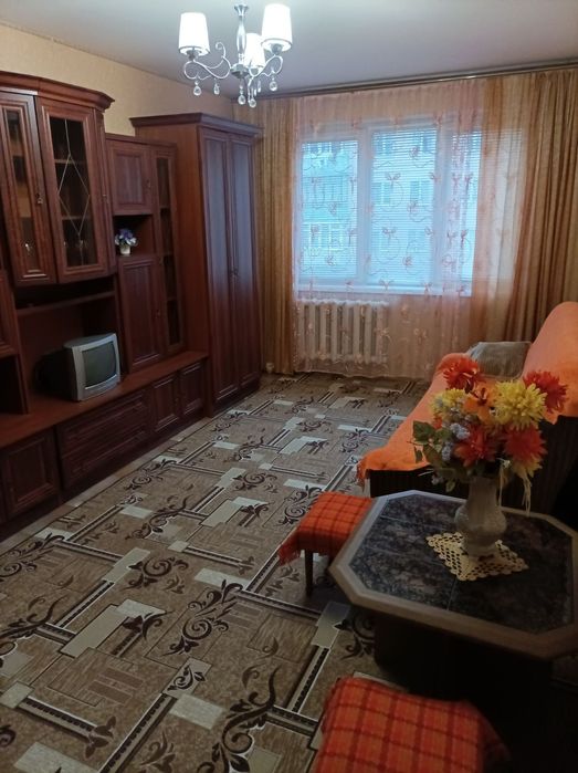 Здається двокімнатна квартира без ком