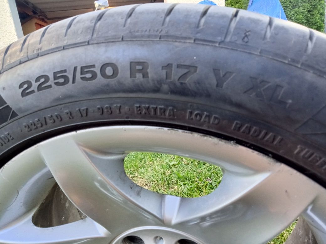 Koła BMW 225/50 R17 Y XL 8Jx17 IS20