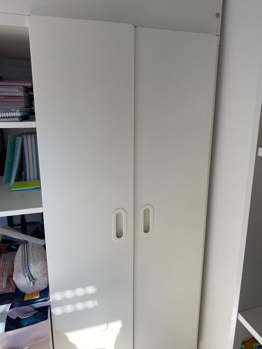 Cama alta com roupeiro  smastad