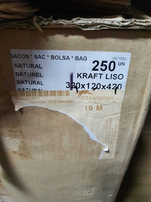 600 sacos de papel kraft