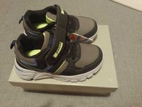 Nowe buty chłopięce