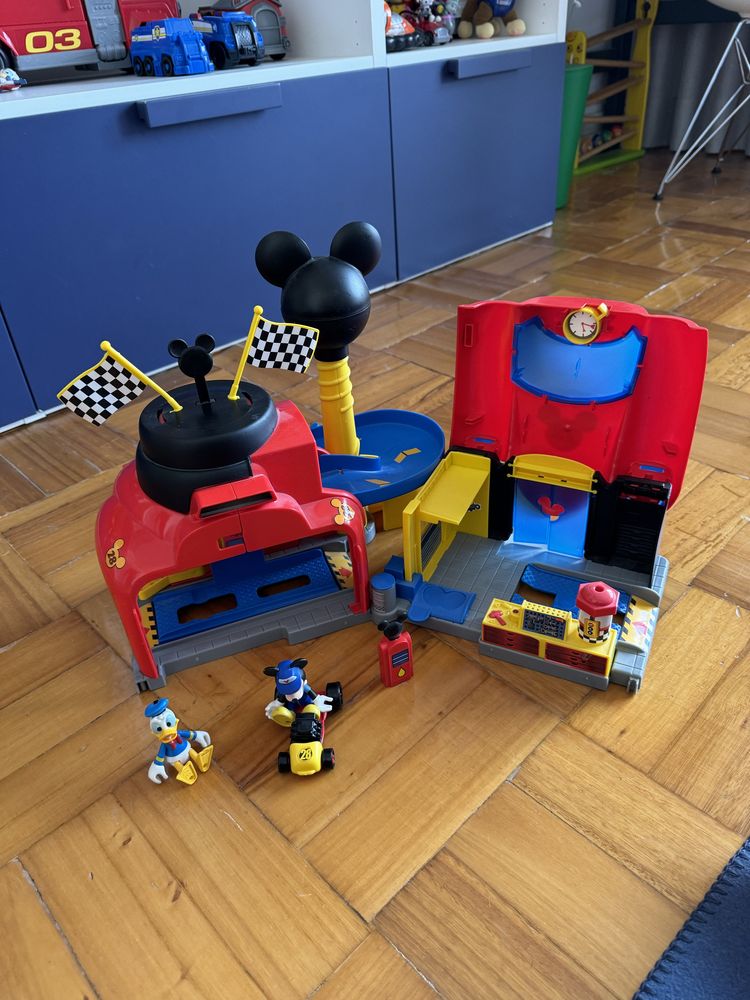 Oficina Mickey Mouse
