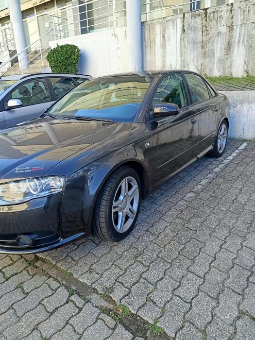 Audi A4 2.0 S-line  TDI 170 CV com apenas 219.000 carro impecável