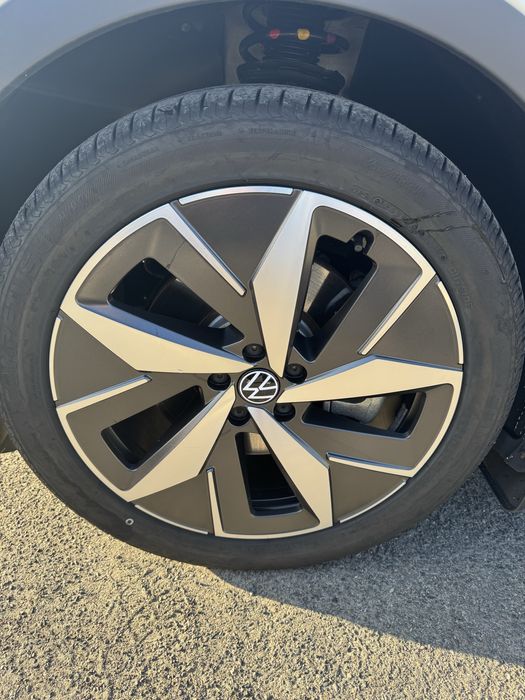 Продам Volkswagen ID 4