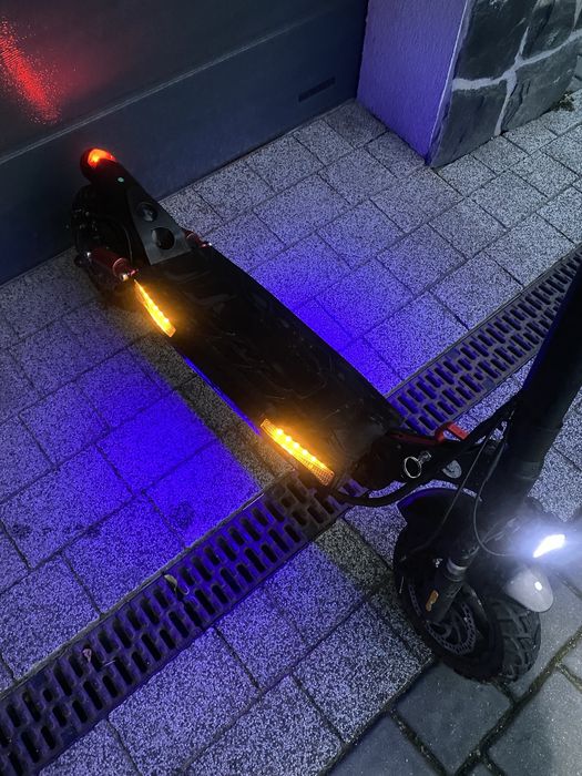 Hulajnoga elektryczna Iscooter ix3