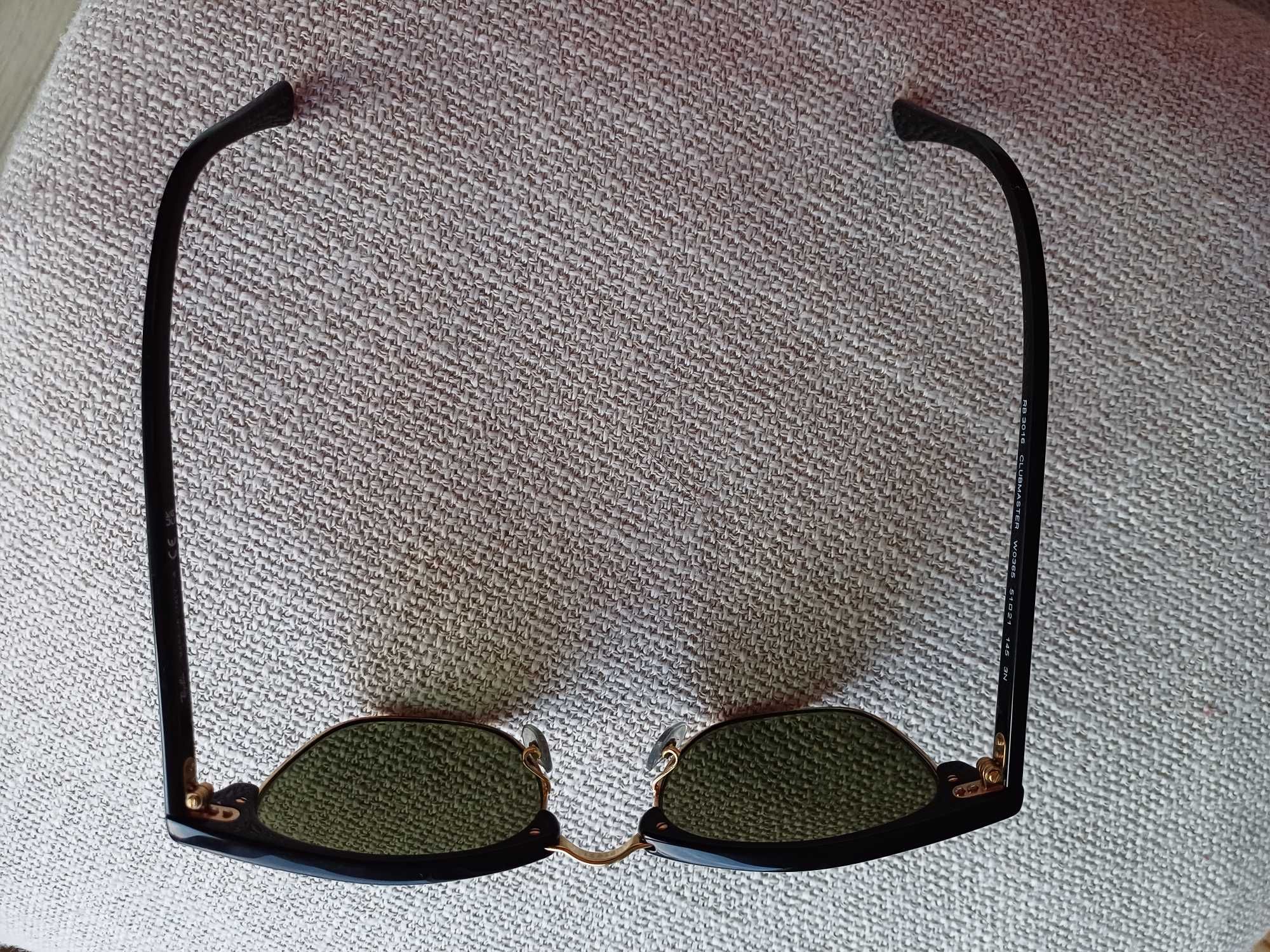 Armação Ray-Ban Clubmaster RB3016 W0365