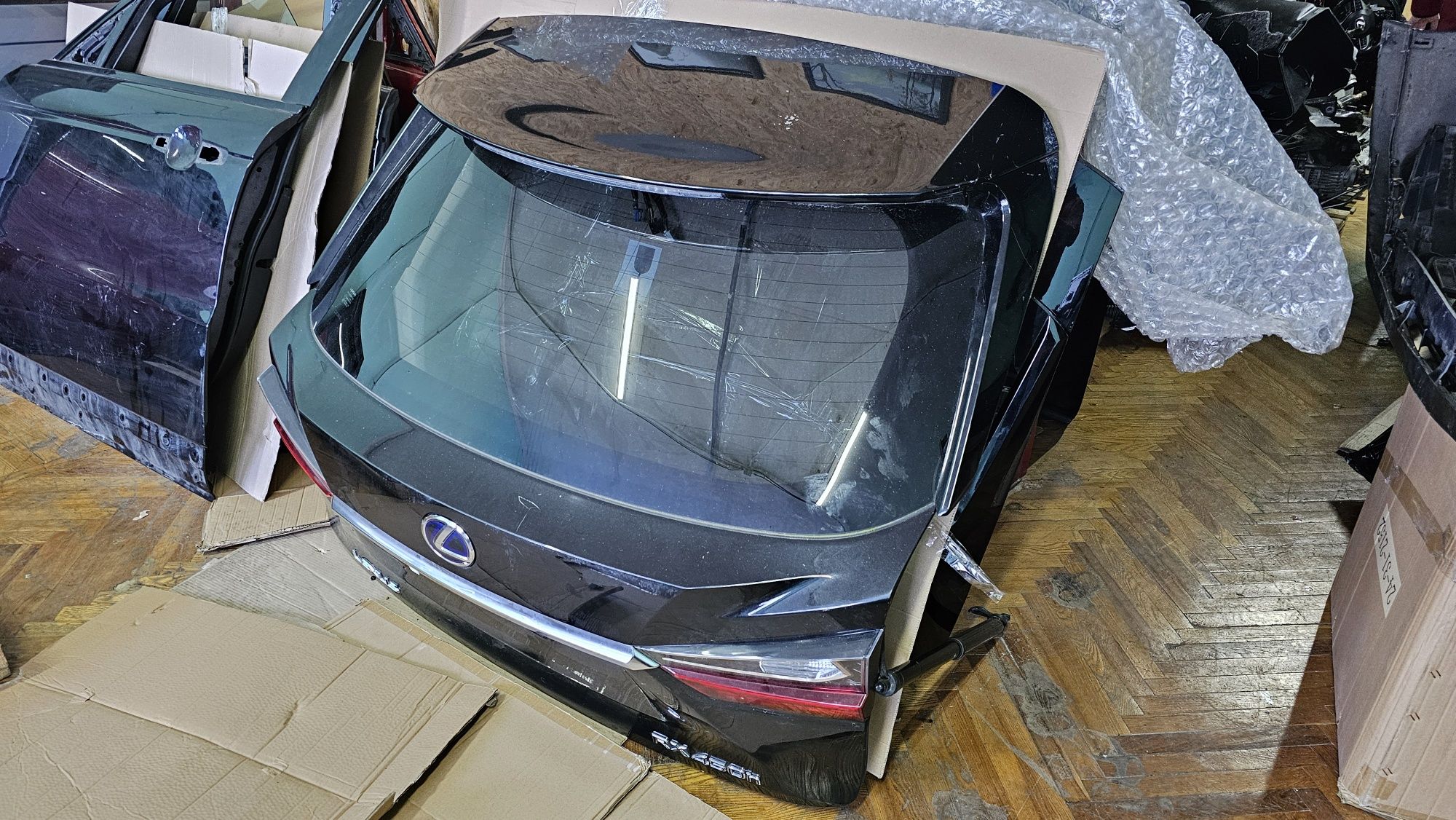 Кришка багажнику ляда  Lexus RX 450H комплектна