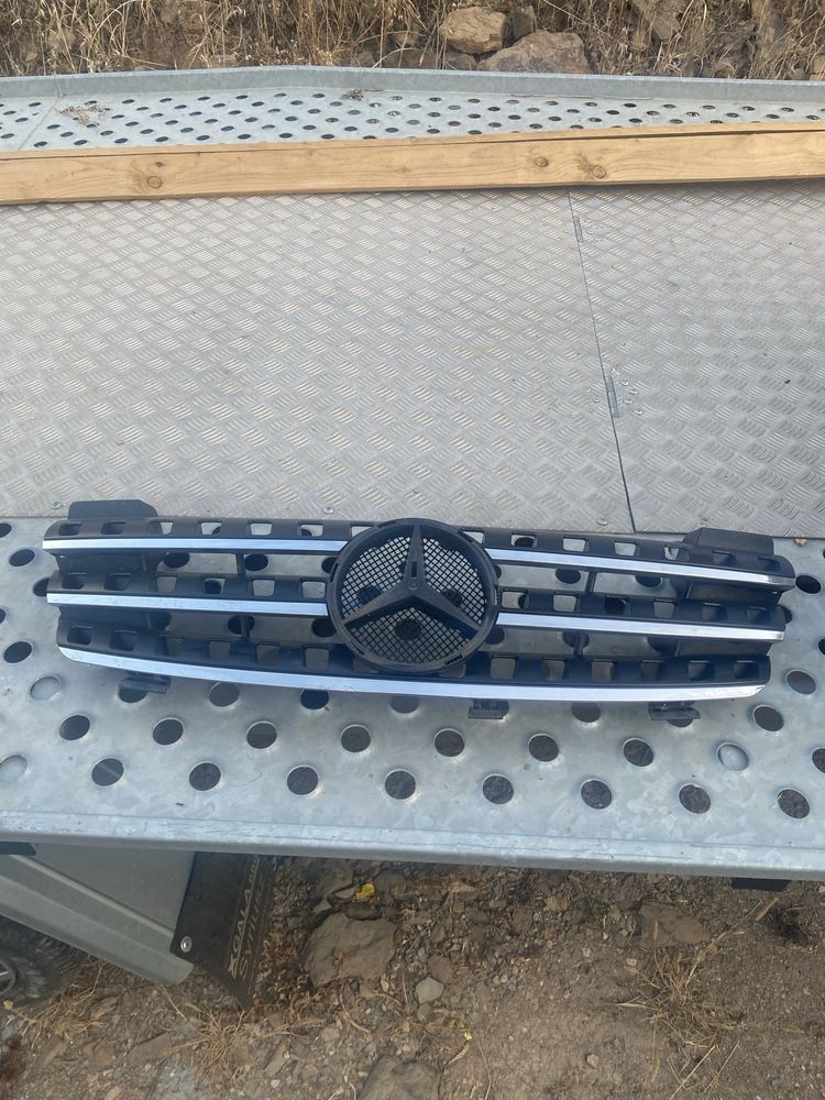 Grelha mercedes Ml w164
