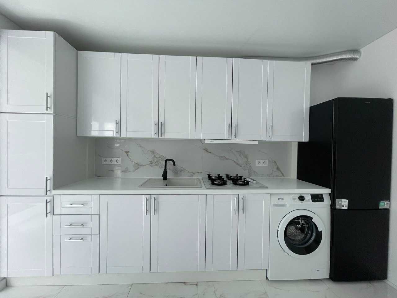 Продаж 1,5 кім. укомплектованої квартири в ЦЕНТРАЛЬНІЙ ЧАСТИНІ