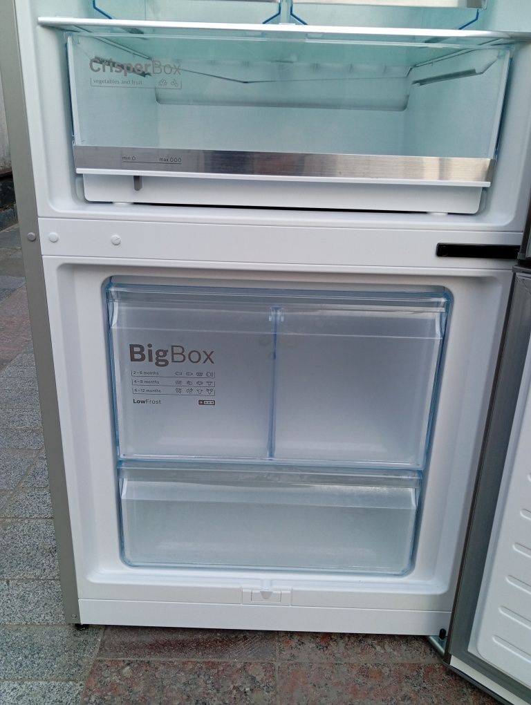 Холодильник BOSCH Ширина 70см нержавейка INVERTER А+++ из Германии