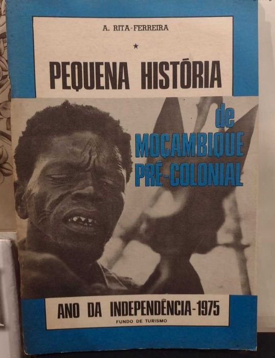 Pequena História de Moçambique Pré-Colonial - A. Rita Ferreira