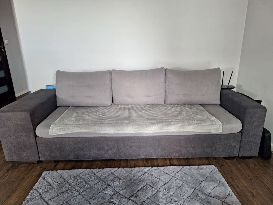Sofa, kanapa rozkładana + pufy, stan bardzo dobry