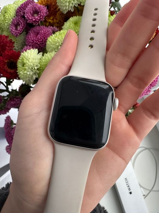 Apple Watch SE (Gen 2)