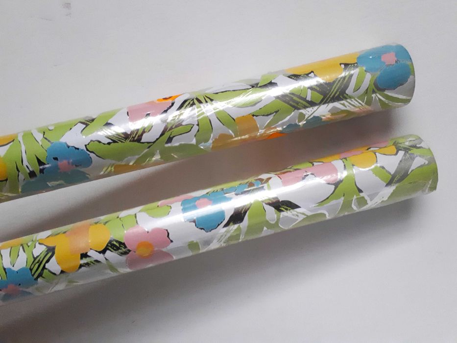 amerykańska tapeta w barwne kwiaty USA