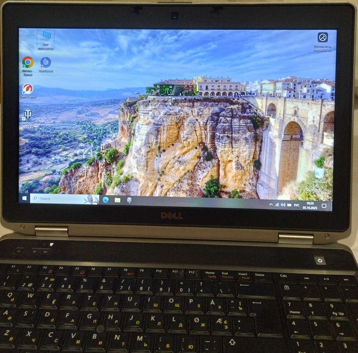 Продам ноутбук dell latitude е6530 ціна договірна пищить, купуйте