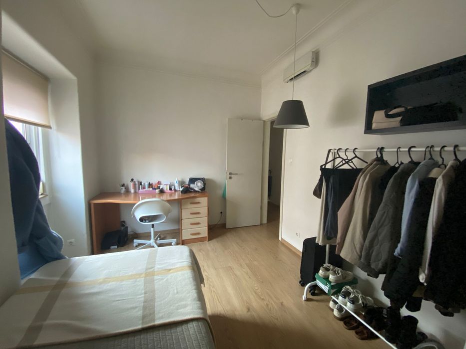 Quarto singular Moscavide