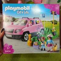 Playmobil 9404 Семейный автомобиль с парковкой