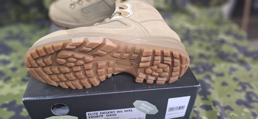 Piaskowe buty wojskowe Lowa Elite Desert r 37, 5