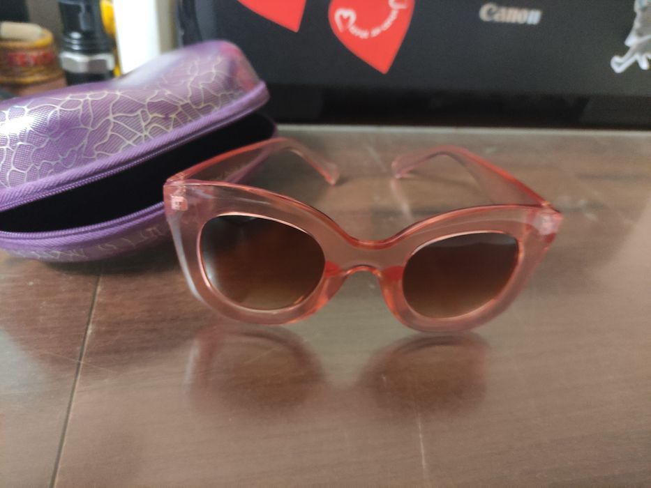 Солнцезащитные очки разные / цены разные