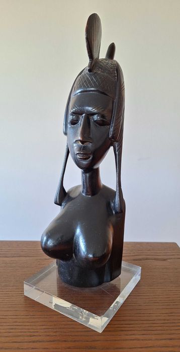 Estatueta Africana (Angola?)