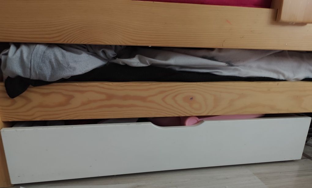 Łóżko piętrowe 3 osobowe