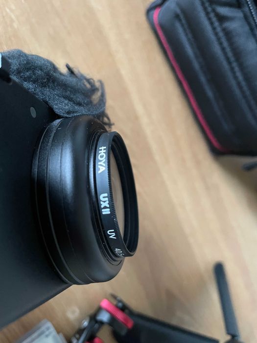 Sony ZV-1F na gwarancji + statyw + baterie + dodatki