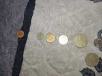 Старые монеты можете писать по поводу монет есть все монеты из СССР