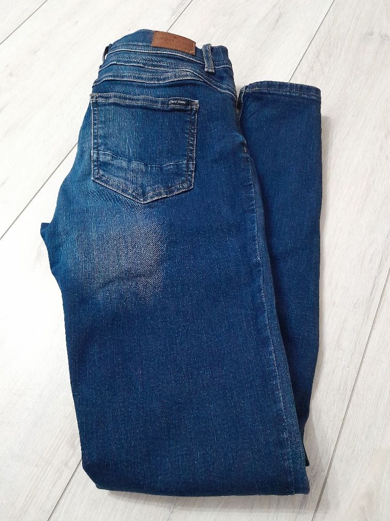 Jeansy Cross Jeans 25/32