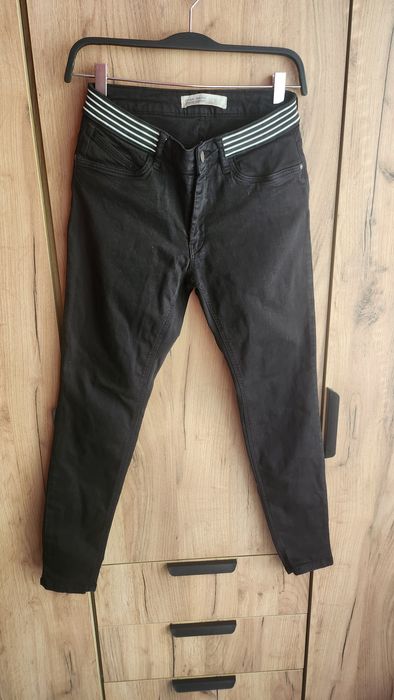Spodnie damskie S