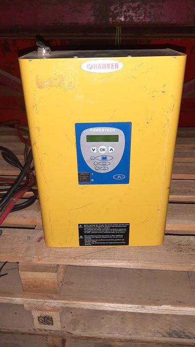 Ładowarka prostownik Hawker 24v 100 a