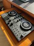 Monitores M-Audio 4inc+ phones Eikon H1000 + misturadora Ddj200