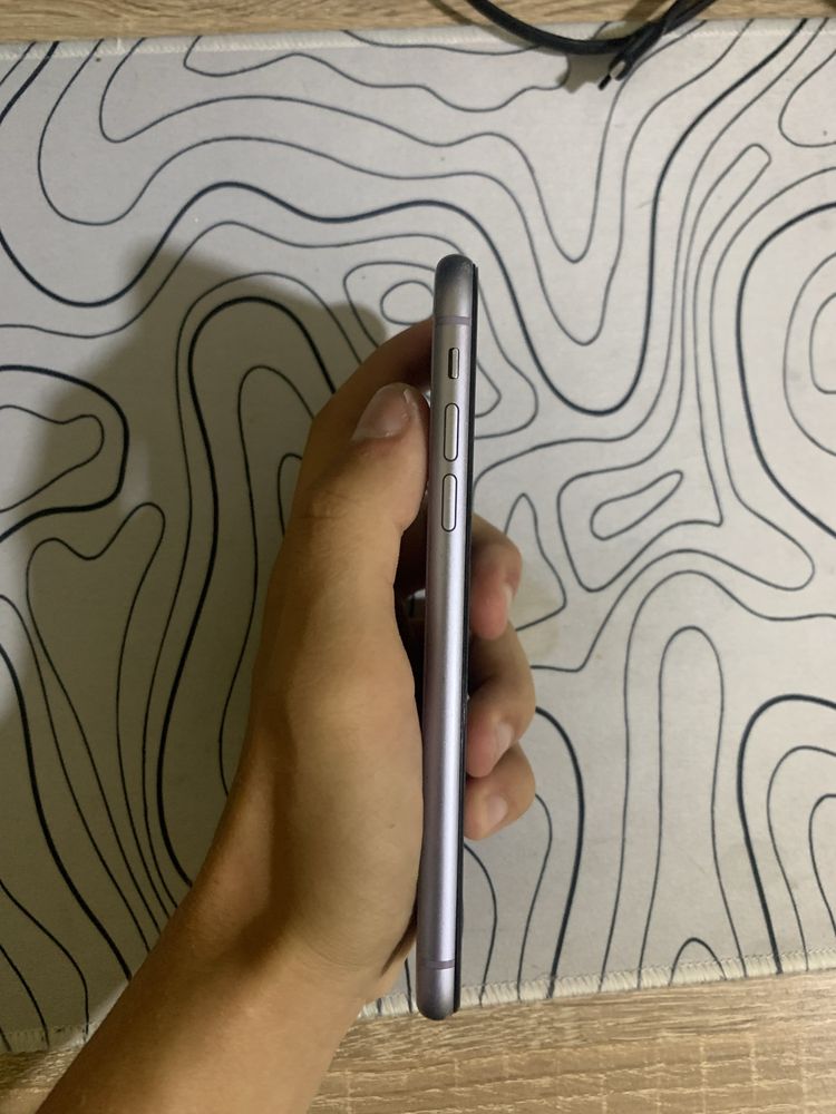 Iphone 11/64 9/10