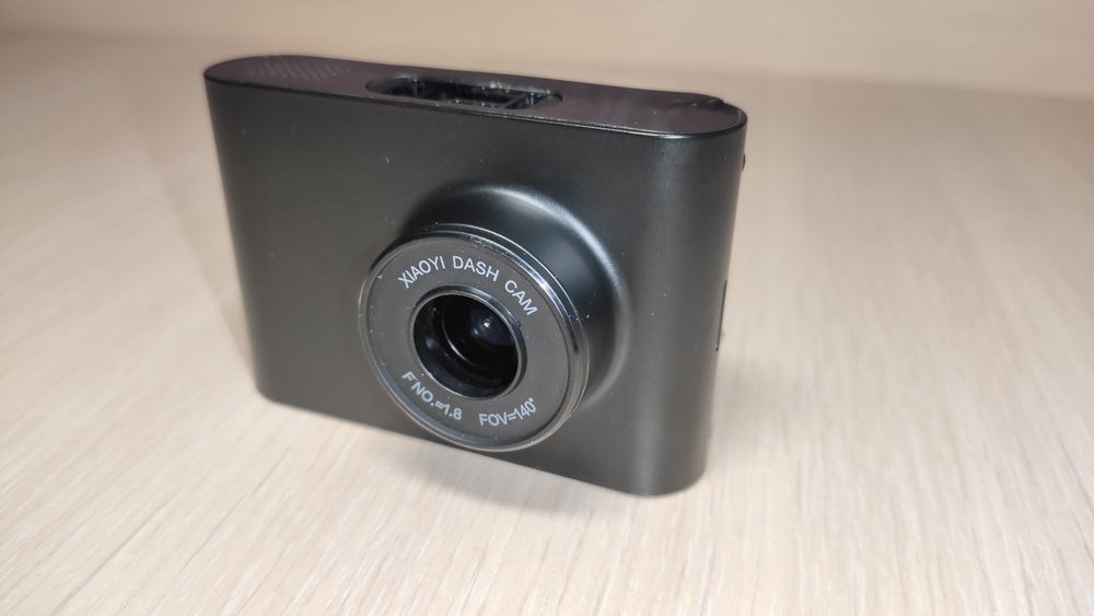 Видеорегистратор Xiaomi YI Dash Cam Nightscape