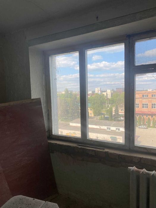 3К нове планування цегла!  Дубово! Під ремонт! Ціна як за 1к!