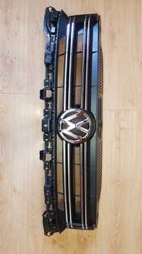 Решетка радиатора VW TIGUAN 2008-2017гг.