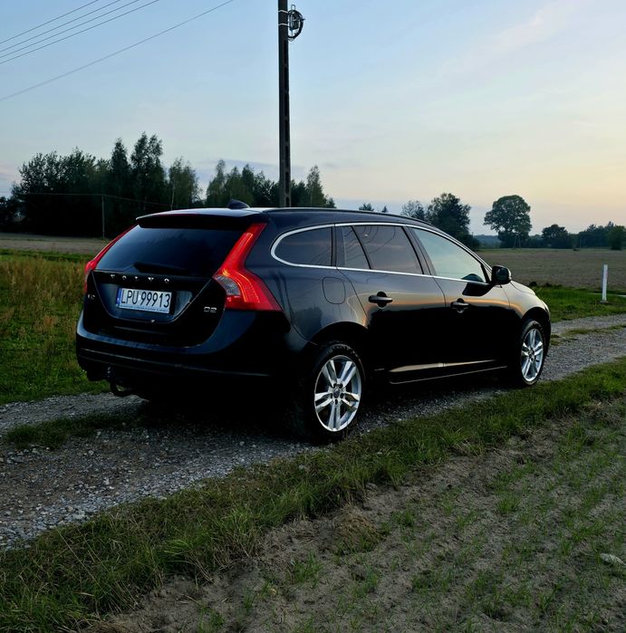 Volvo V60 1,6 D2 115 KM | Wersja Summum |