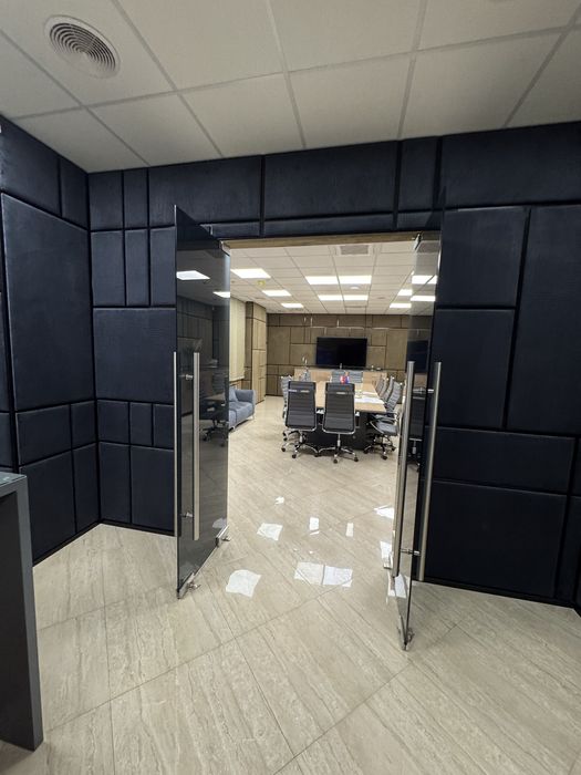 Здам офіс в бізнес-центрі "Summit" вул. Грушевського, 9б.