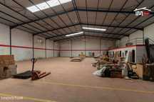 Armazém Com 7Oo M2, Escritorios E Showroom (Ourem)
