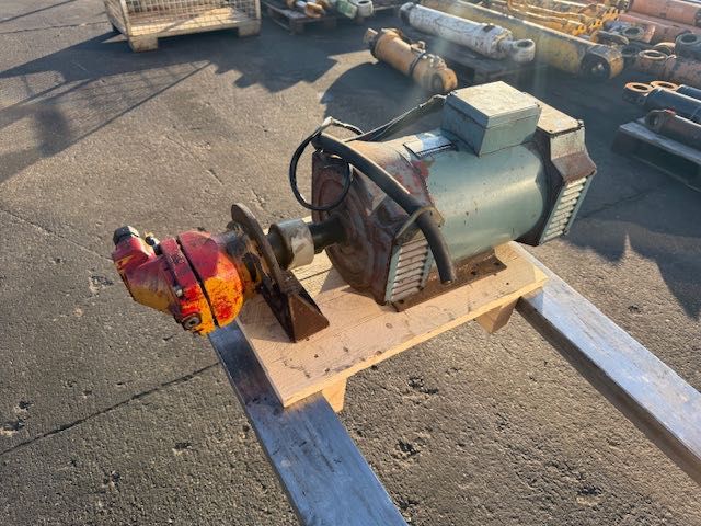 Generator hydrauliczny do koparki liebherr moc 11.5 kw