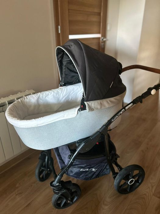 Wózek dziecięcy 2 w 1 riko basic plus
