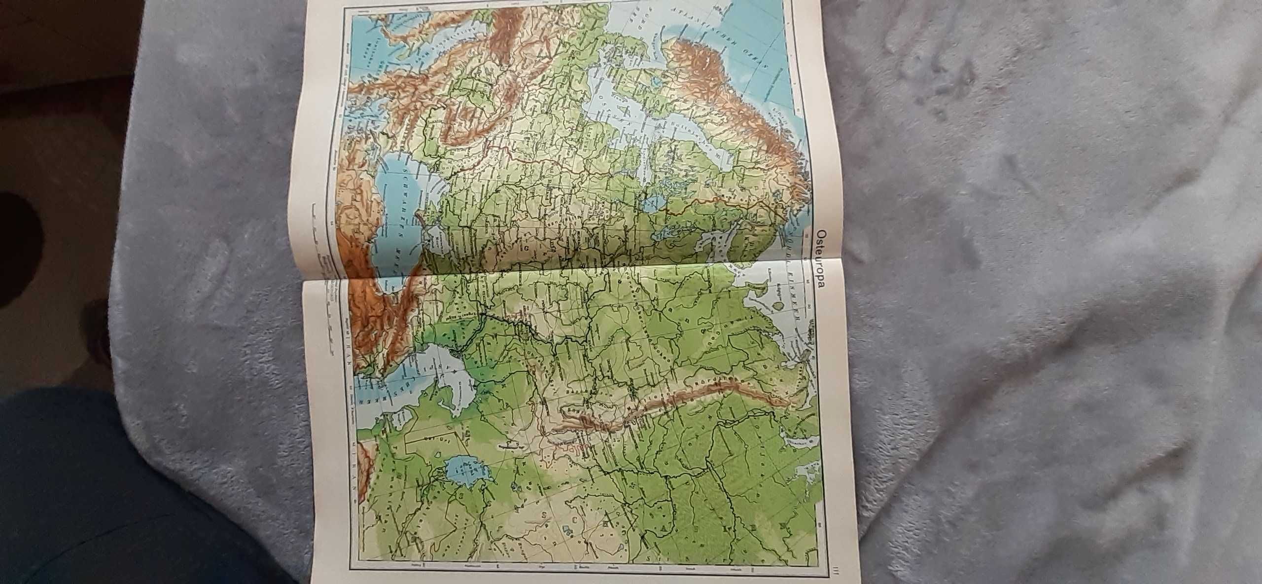 Stary przedwojenny niemiecki atlas geograficzny.