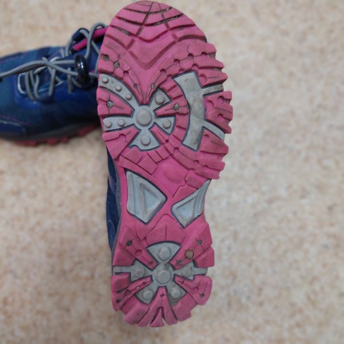 Продам детские кроссовки Crane на мембране SGtex