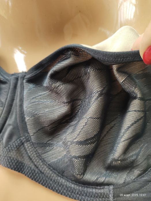 Бюстгальтер Triumph 85 D