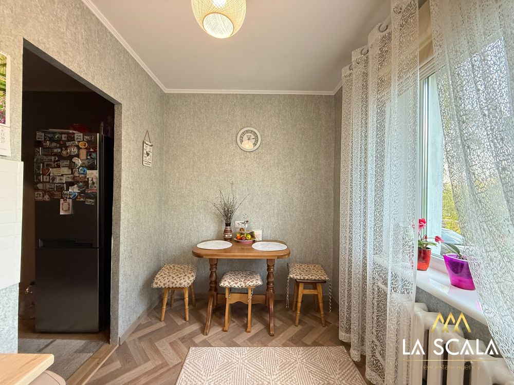 Початок Головатого! 71 м² в центрі Борисполя! Утеплення, меблі, центр!