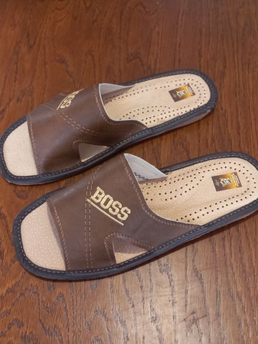 Skórzane pantofle/ laczki męskie, rozmiar 43