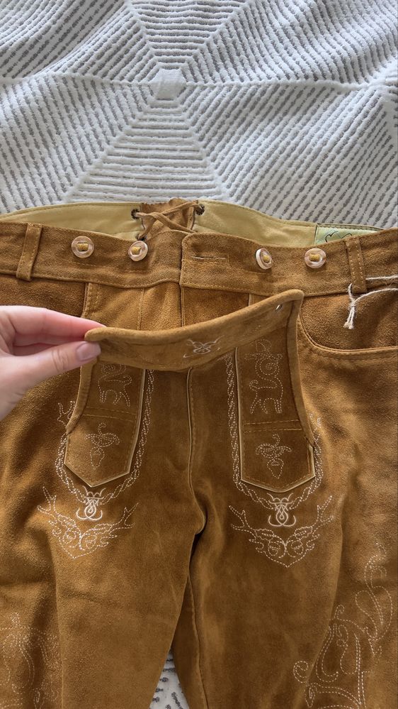 Calções Bávaros Lederhosen - Novos, Autênticos
