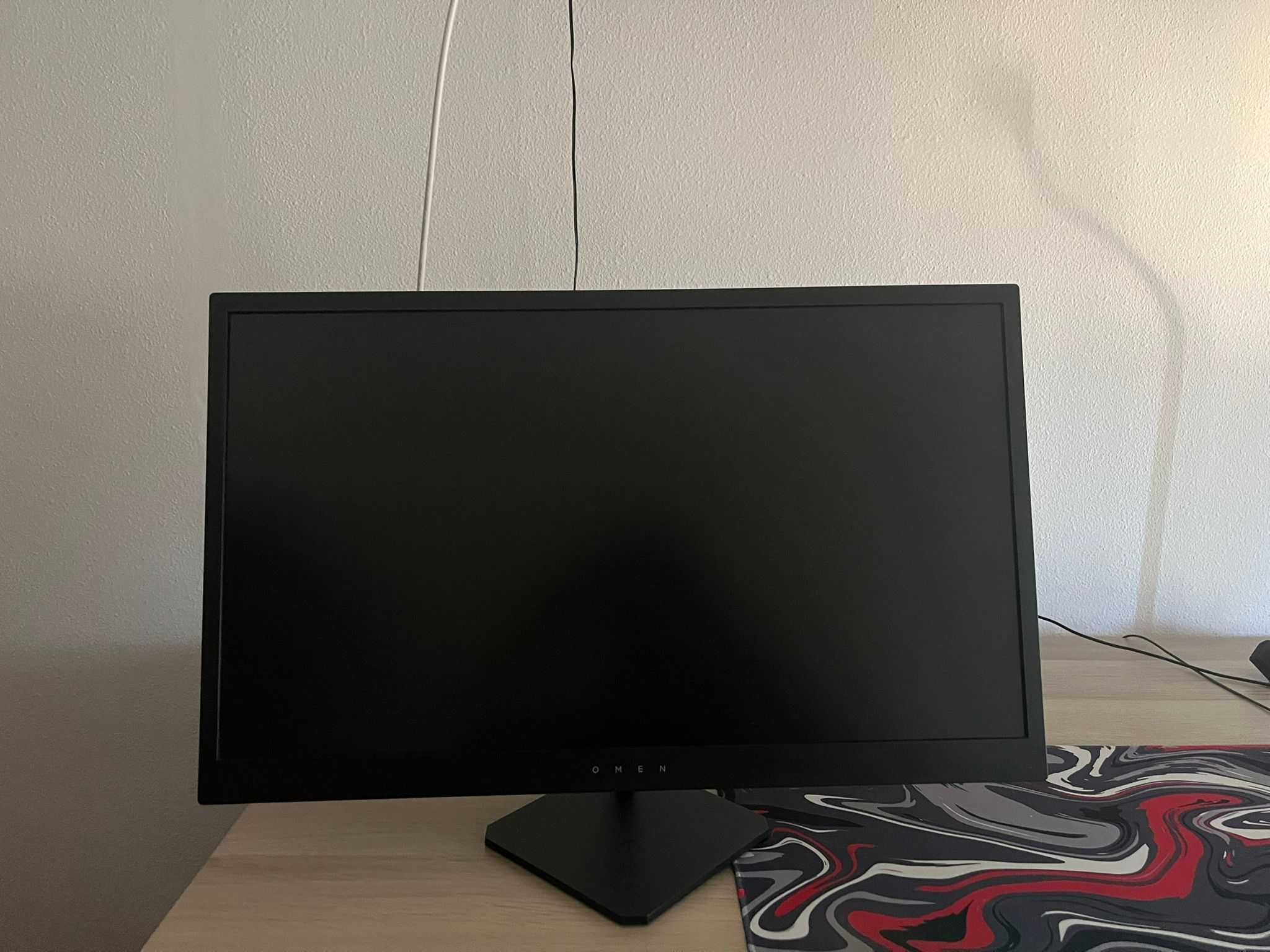 Computador (torre)/ monitor/ rato