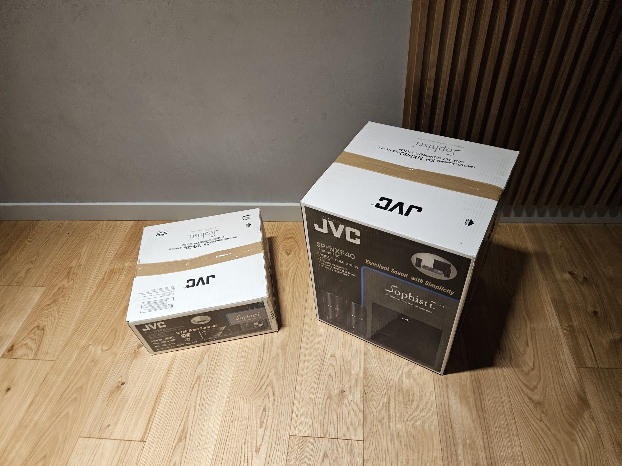 Kino domowe JVC SP-NXF40 4.1 aktywny subwoofer i dwa podwójne głośniki