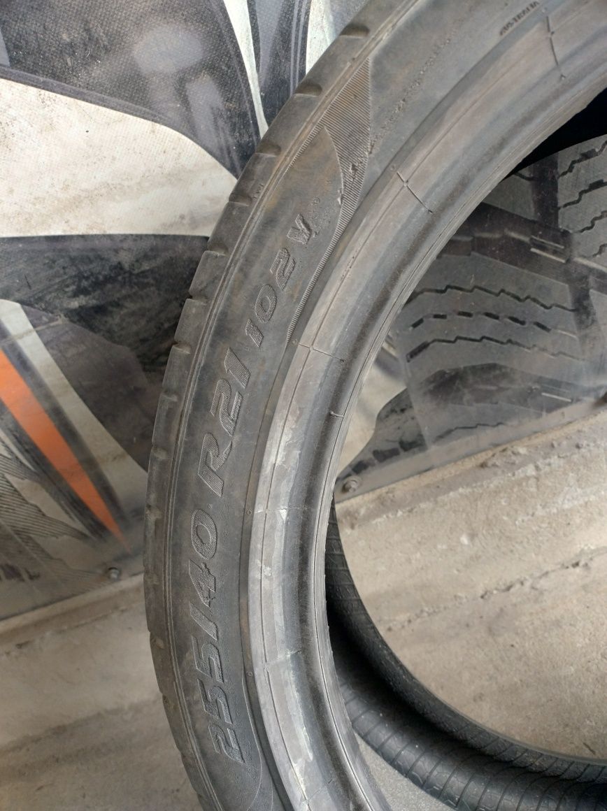 255/40R21 Pirelli 2шт