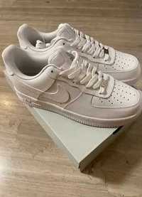 Nike Air Force 1 Low '07 White   37.5